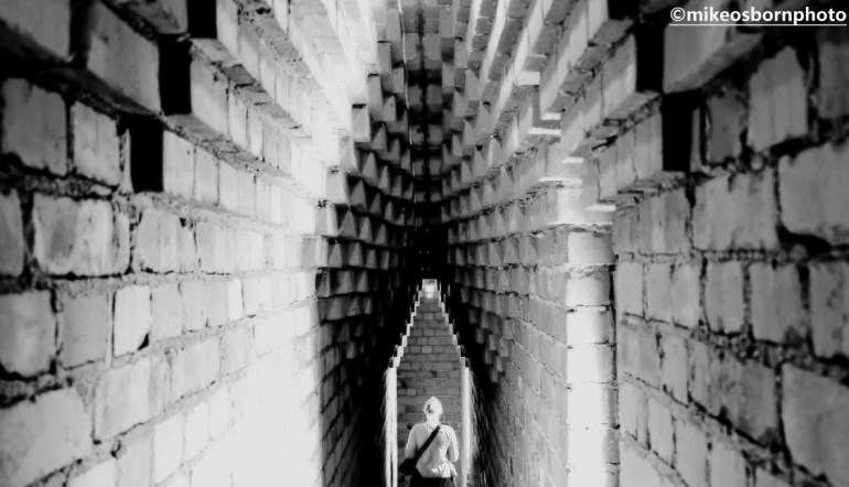 Tower descent (Mono)